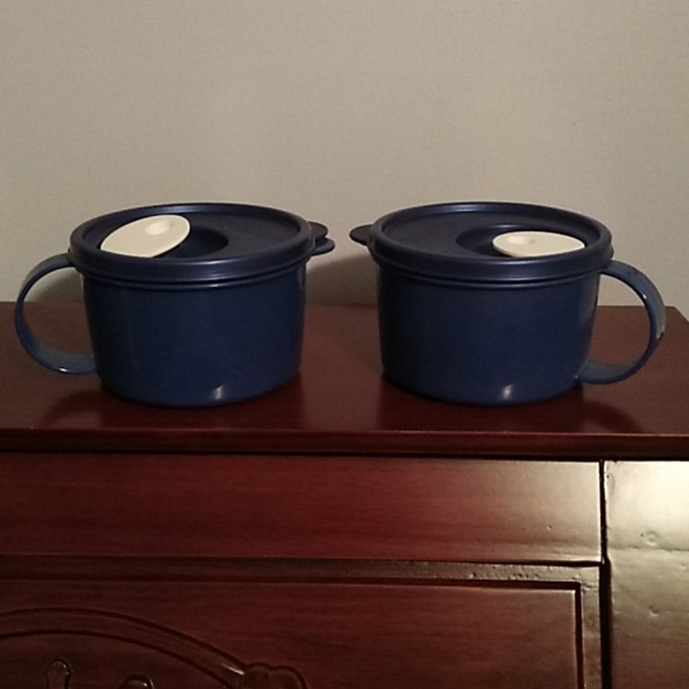 New Tupperware soup mugs